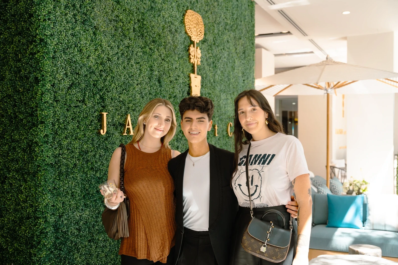 Janus et Ci x Belle Magazine — photograph 11
