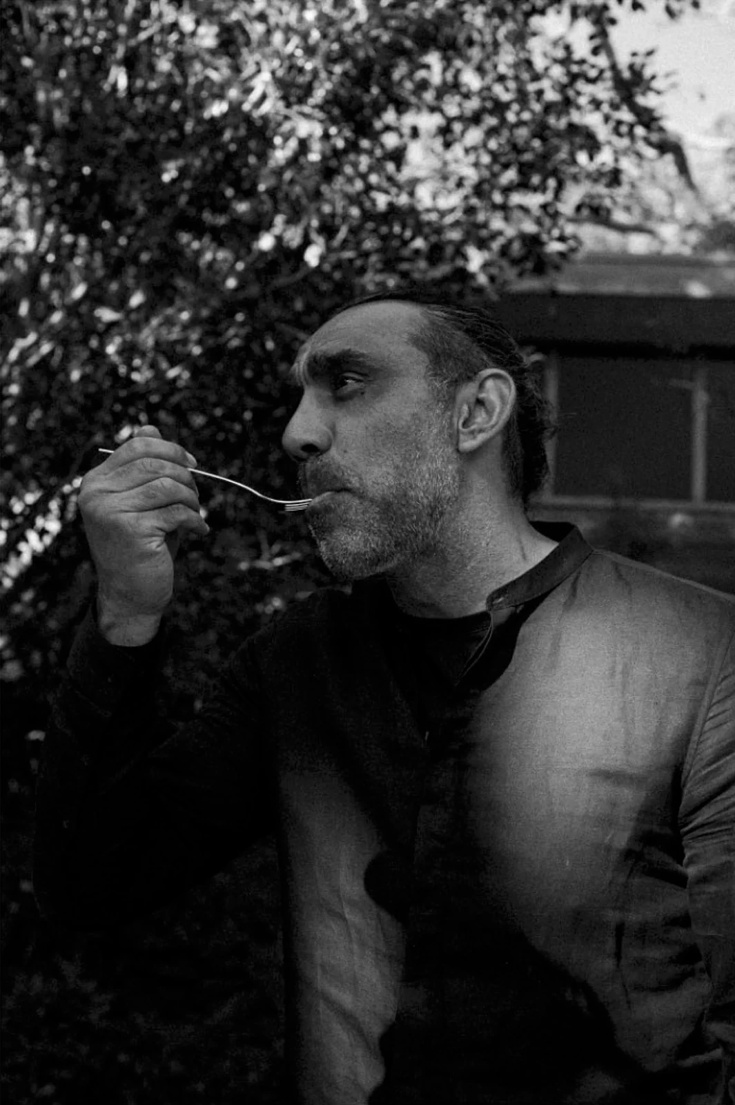 Cook A Plate For A Mate with Adam Goodes & Jason Roberts — photograph 1